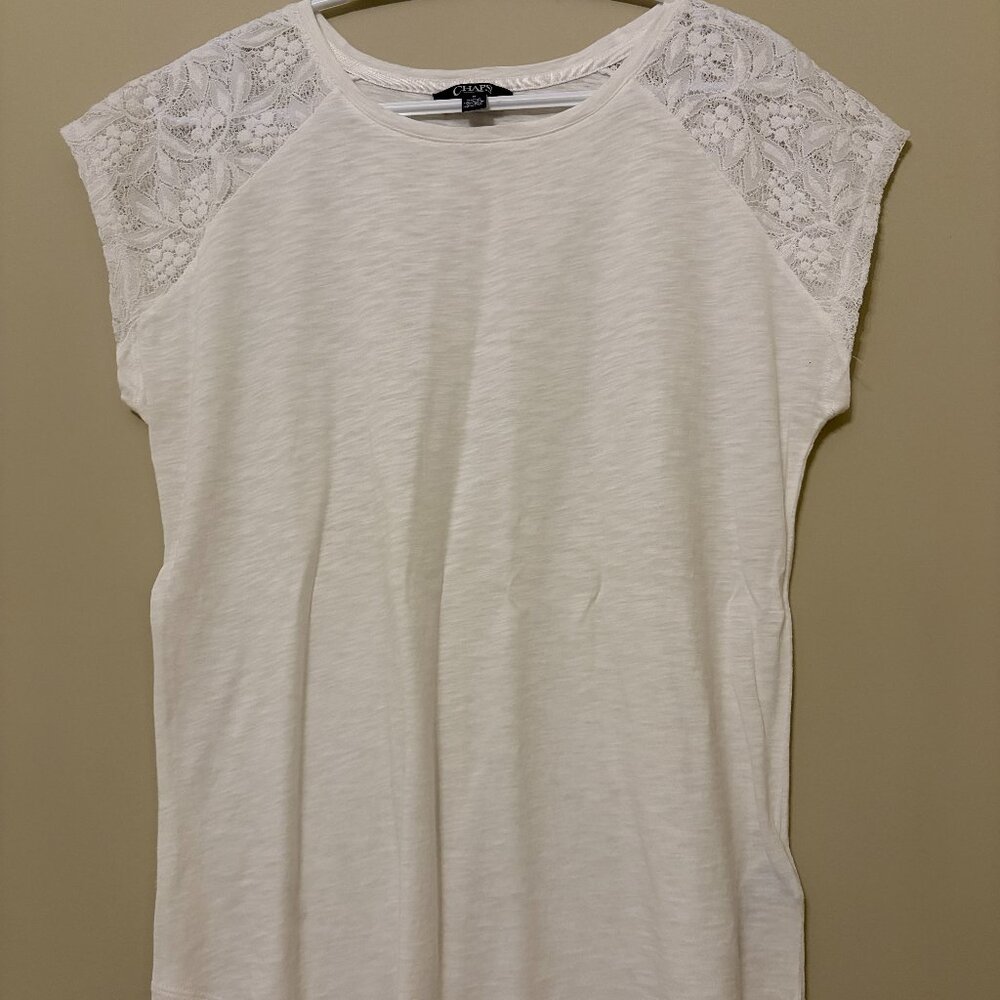 Chaps White T-shirt with lace sleeves